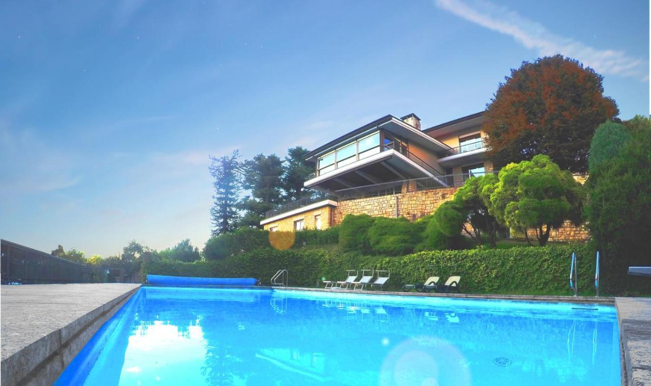 Villa Ornella Mandello del Lario Bagian luar foto