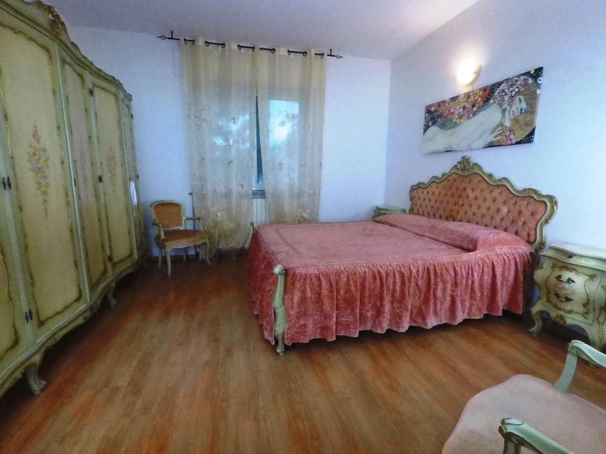 Villa Ornella Mandello del Lario Bagian luar foto